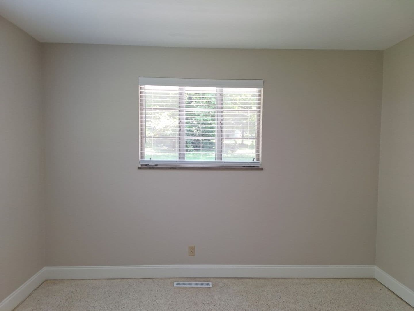 Knoxville House: 6826 Dorchester Drive