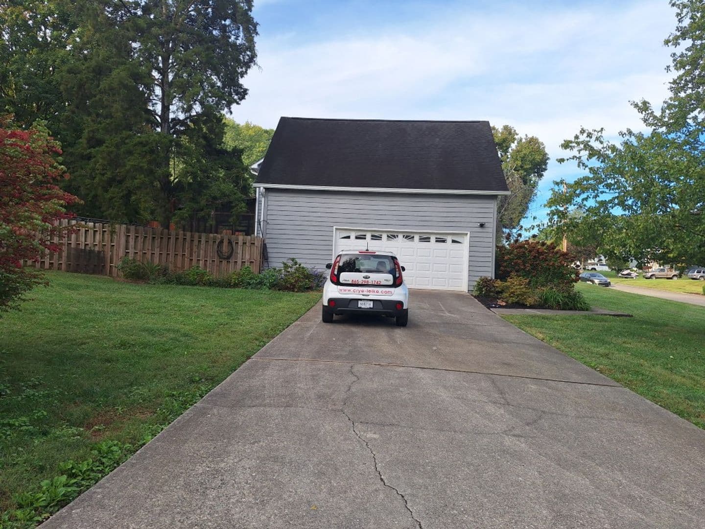 Knoxville House: 11401 Rock Springs Dr.