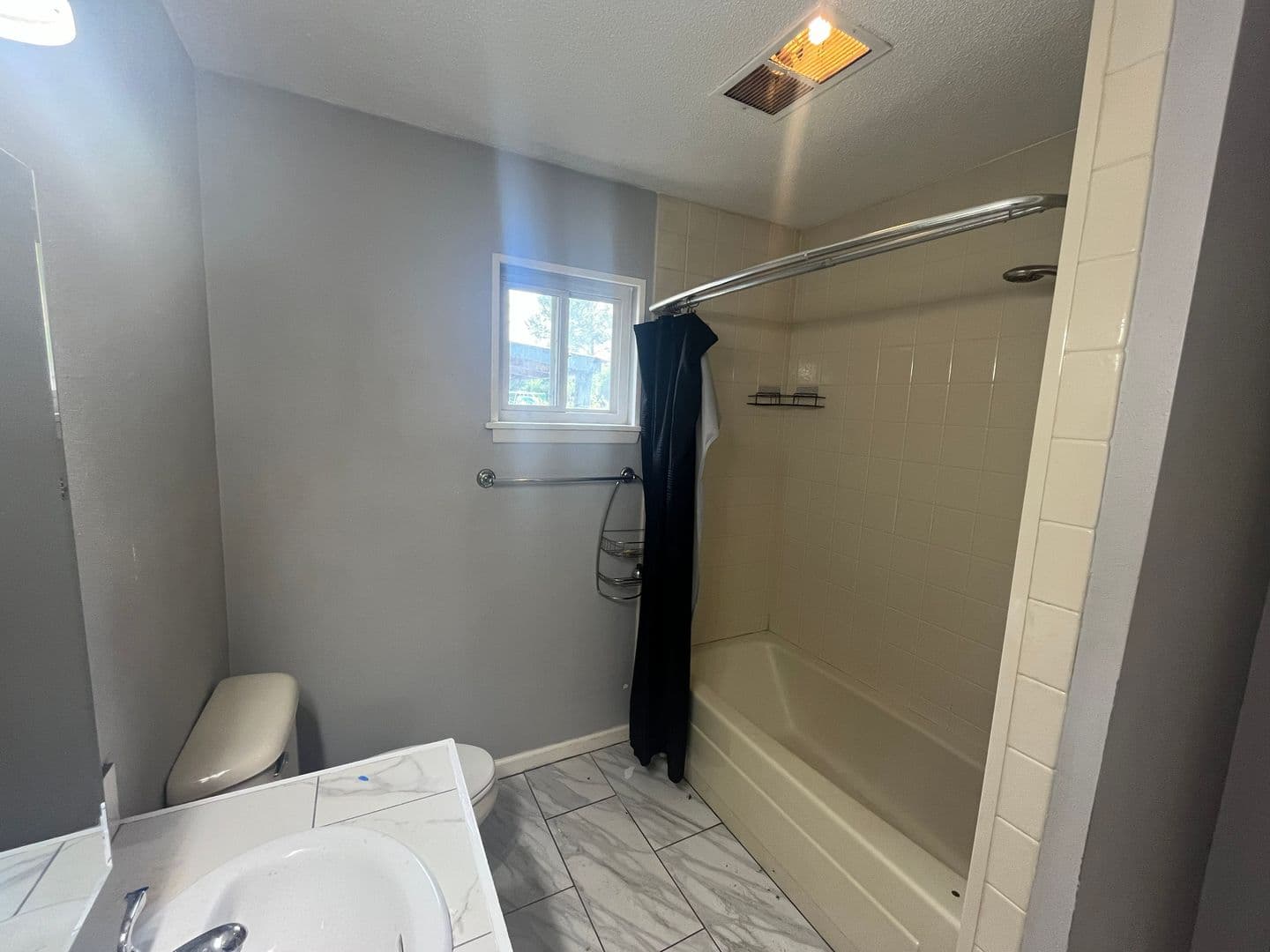 Sherwood House: 8 Lybrand Drive