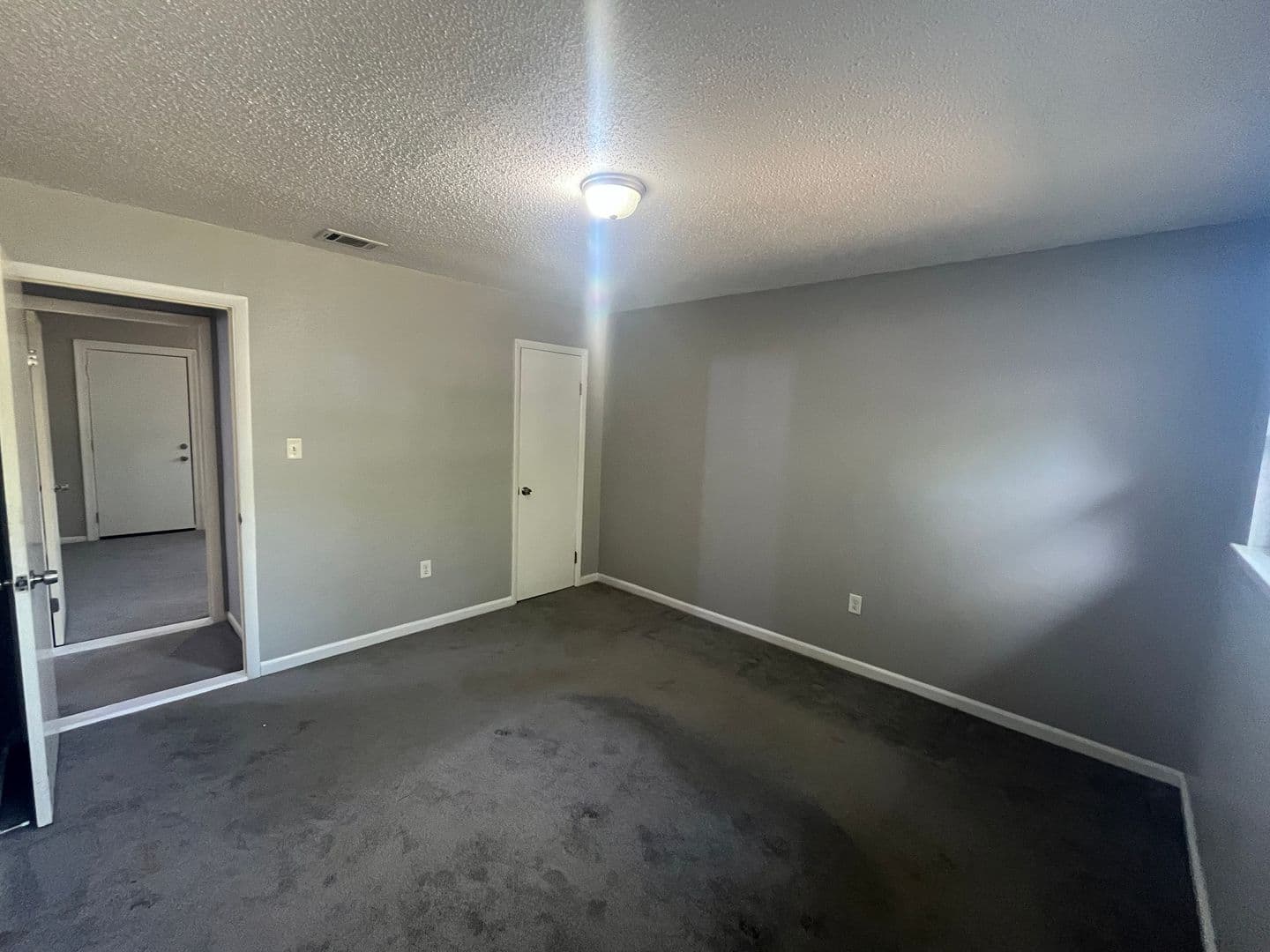 Sherwood House: 8 Lybrand Drive