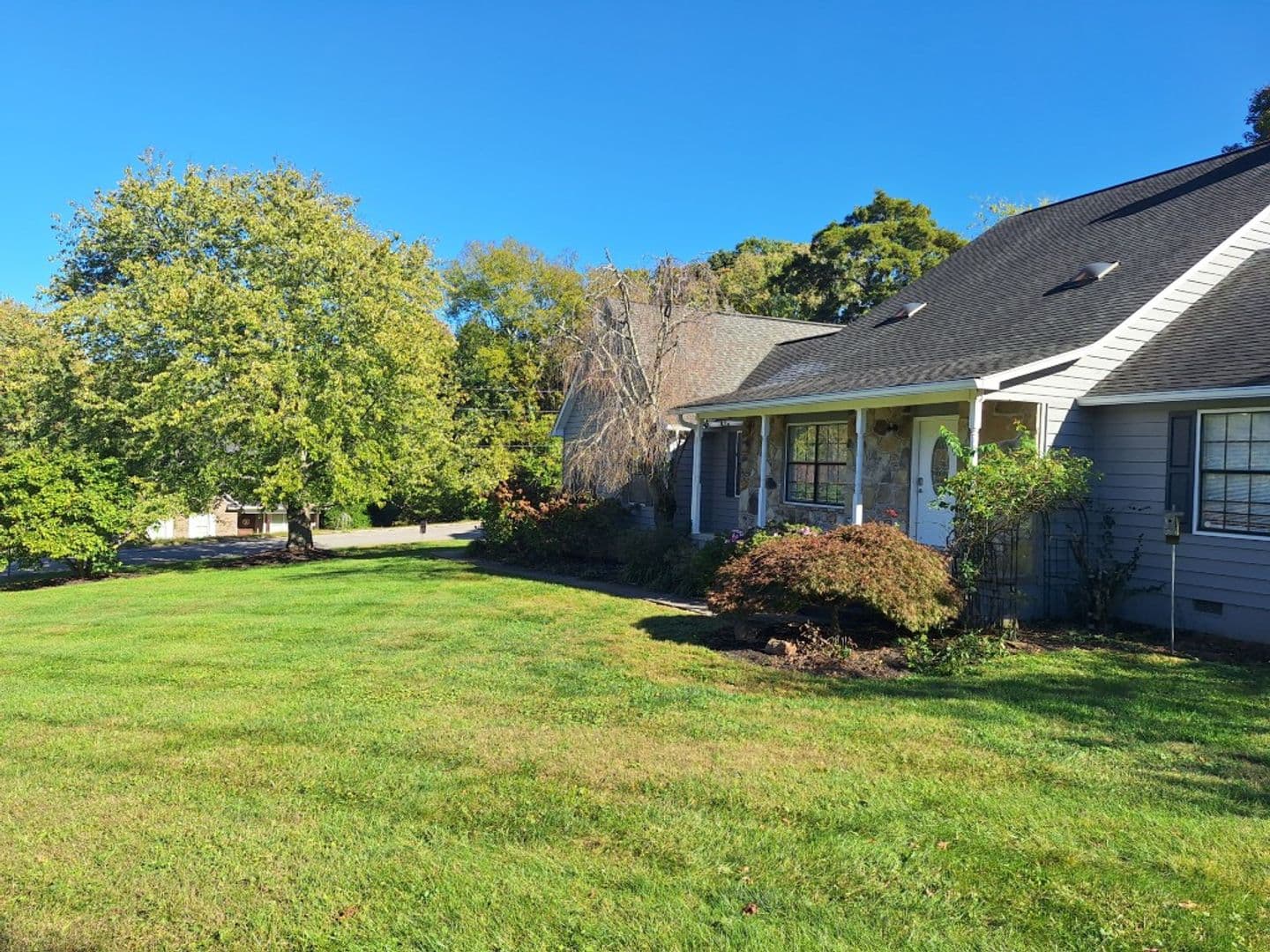 Knoxville House: 11401 Rock Springs Dr.
