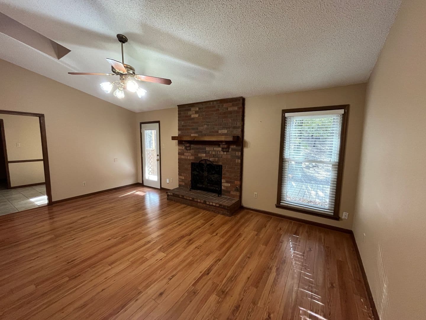 Maumelle House: 11 Red Oak Place