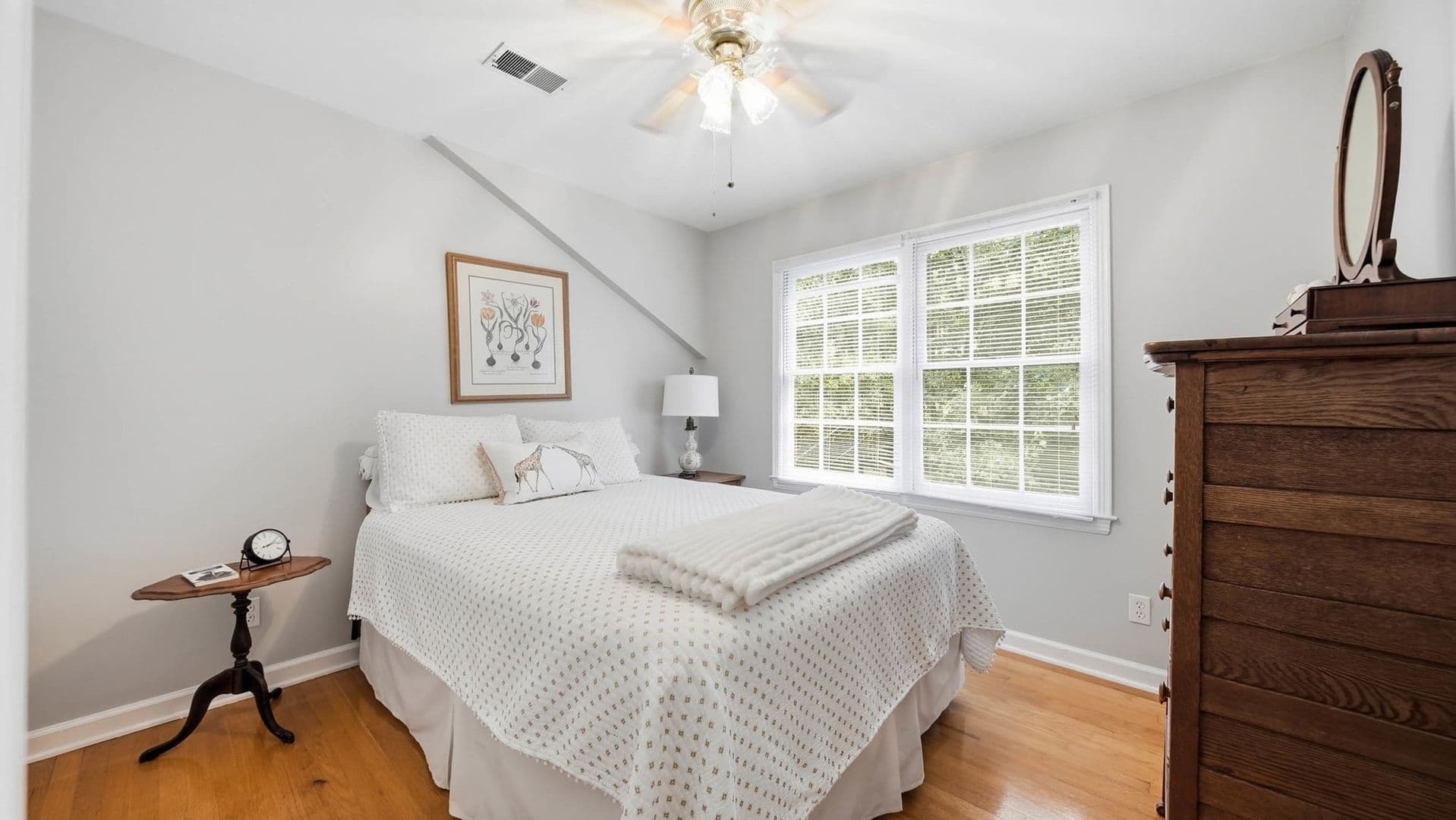 Signal Mountain House: 204 Grayson Rd.