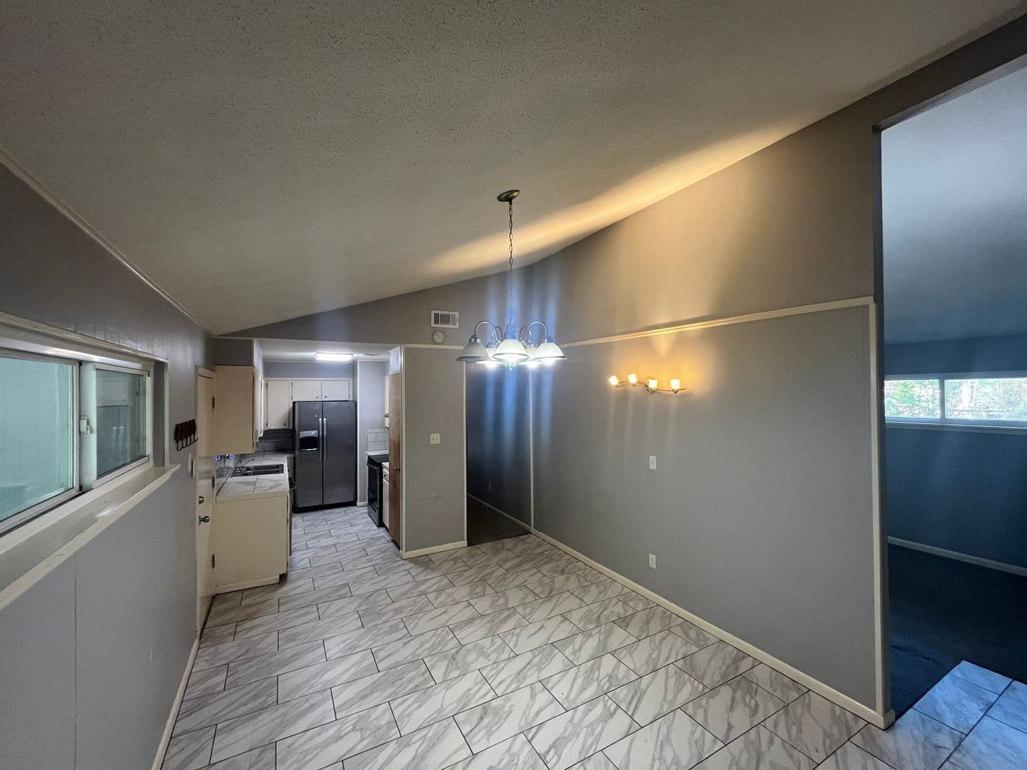 Sherwood House: 8 Lybrand Drive
