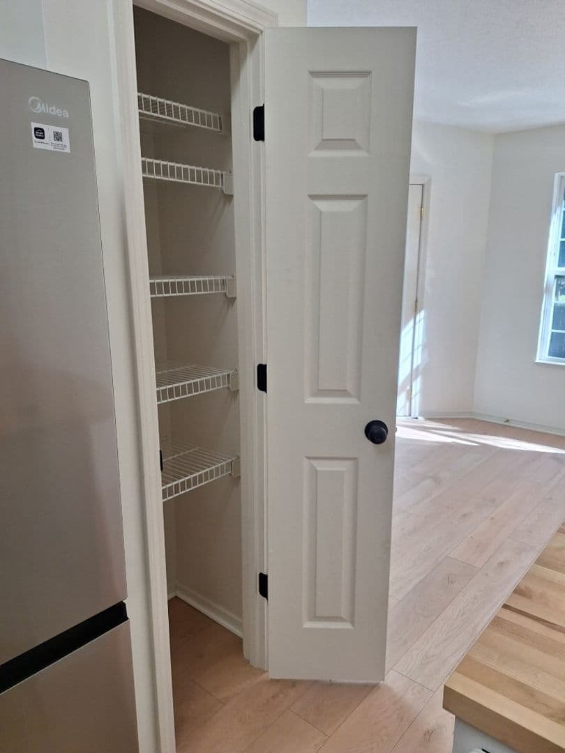 Knoxville House: 1720 Cape Brittany Way