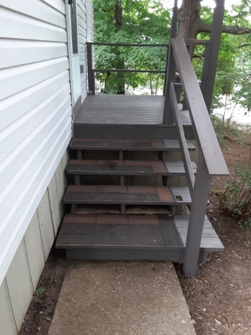 Oak Ridge House: 143 Wainright Road