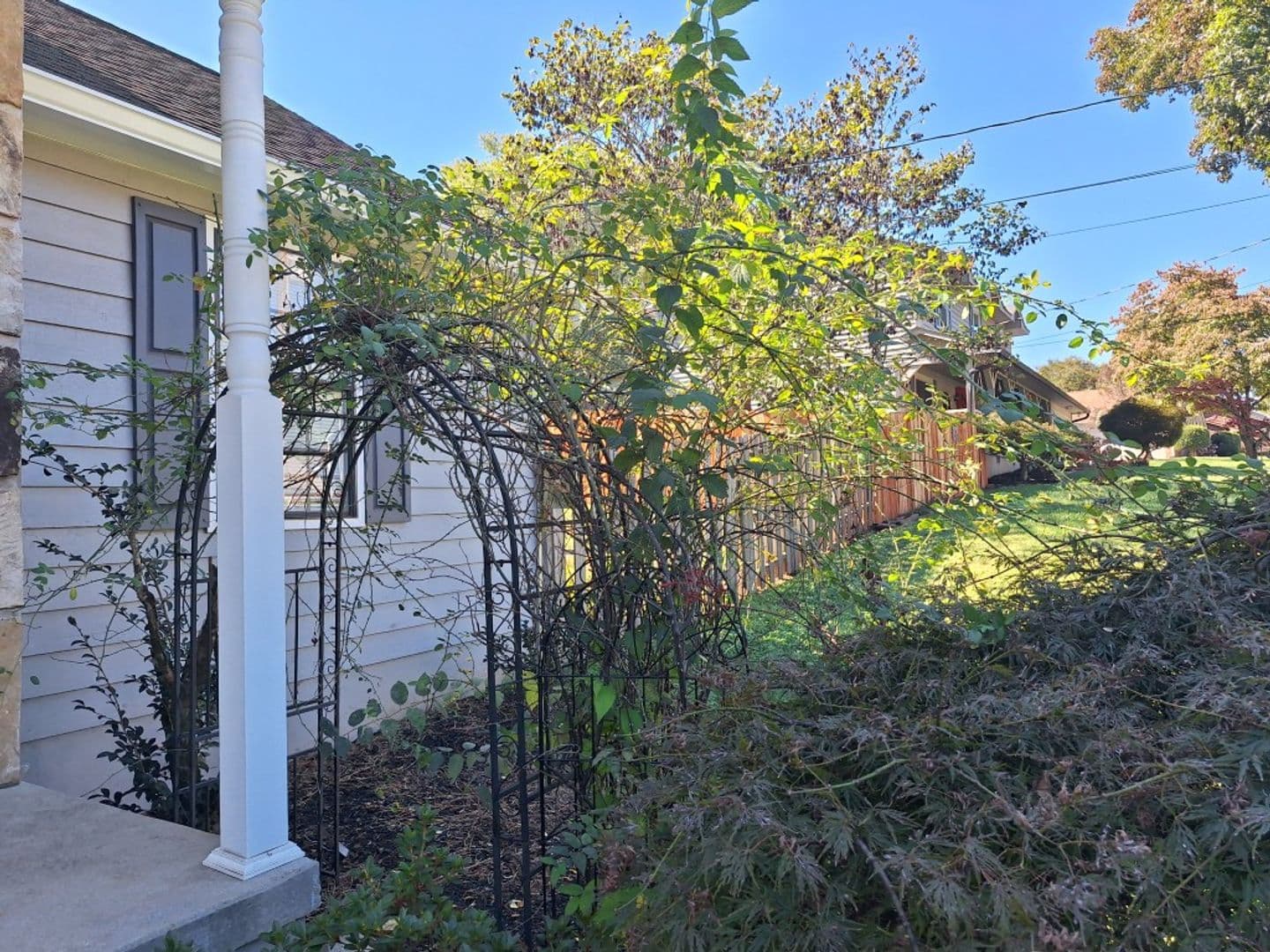 Knoxville House: 11401 Rock Springs Dr.