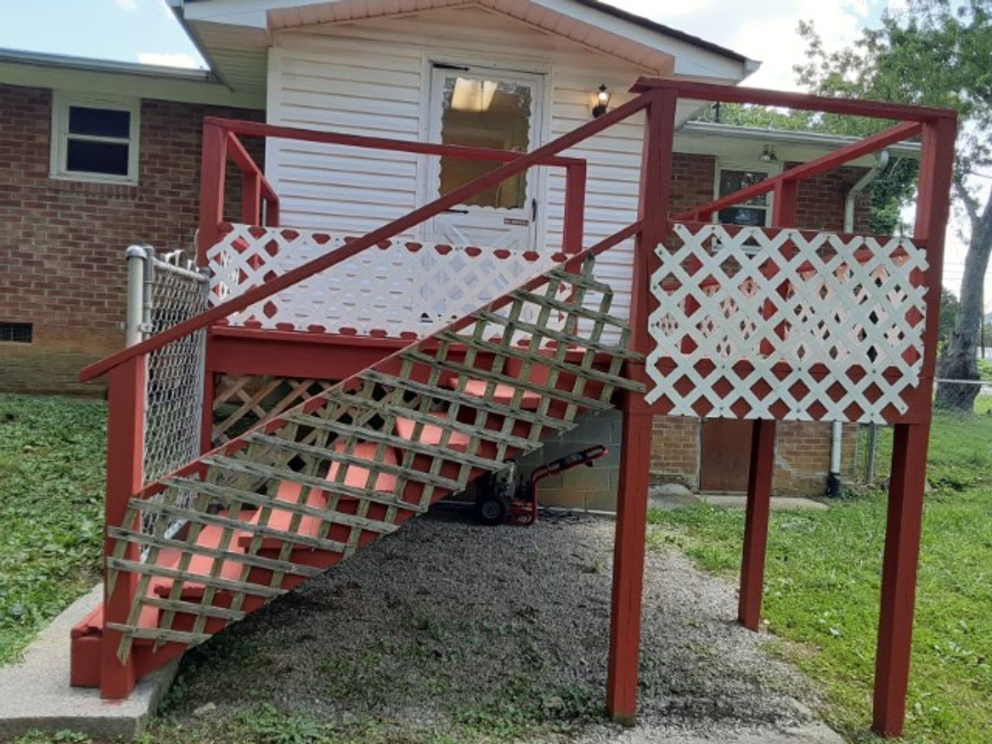 Oak Ridge House: 167 Louisiana Avenue