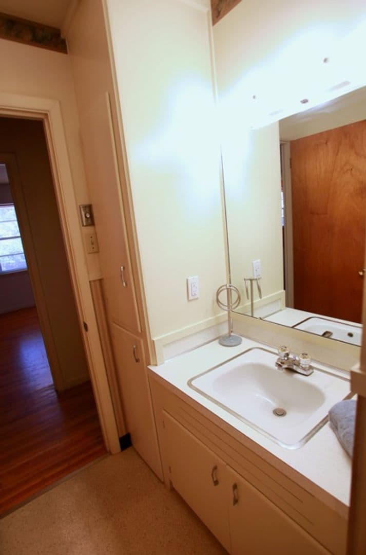 North Little Rock House: 6604 Corsica Dr.