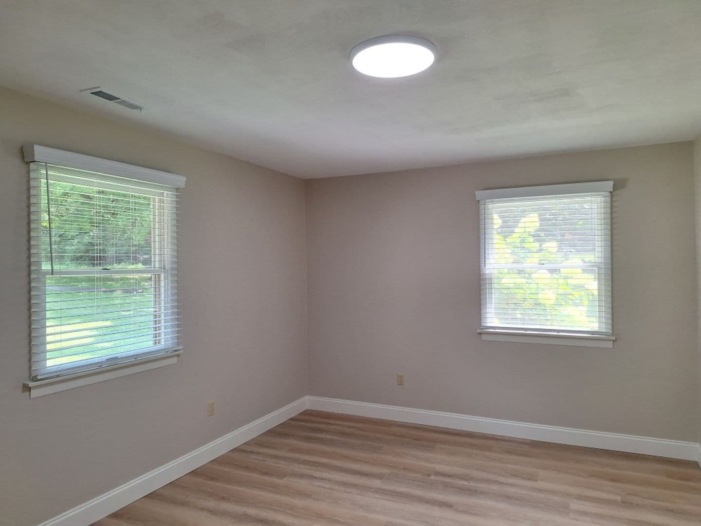 Knoxville House: 6826 Dorchester Drive