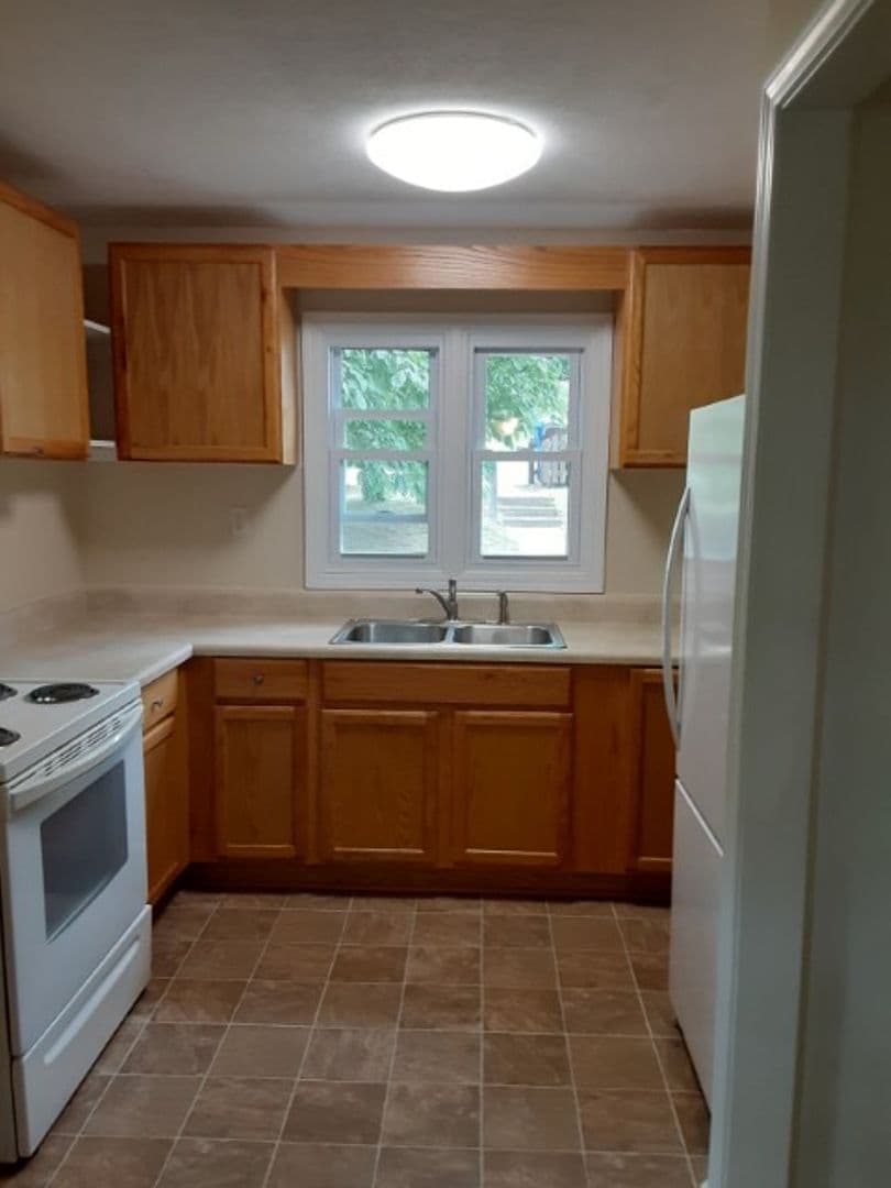 Oak Ridge House: 143 Wainright Road