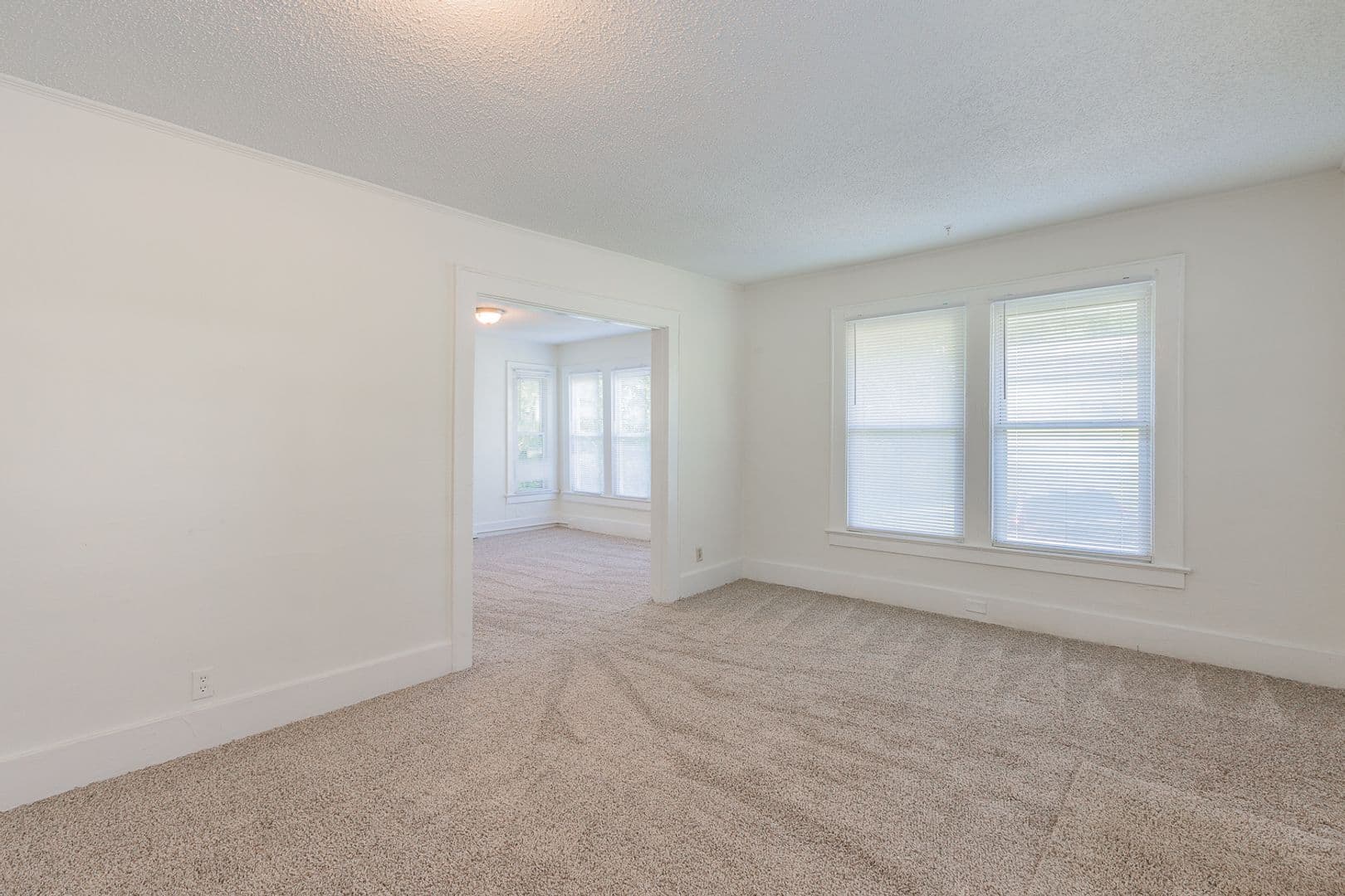 Chattanooga House: 5232 Central Avenue
