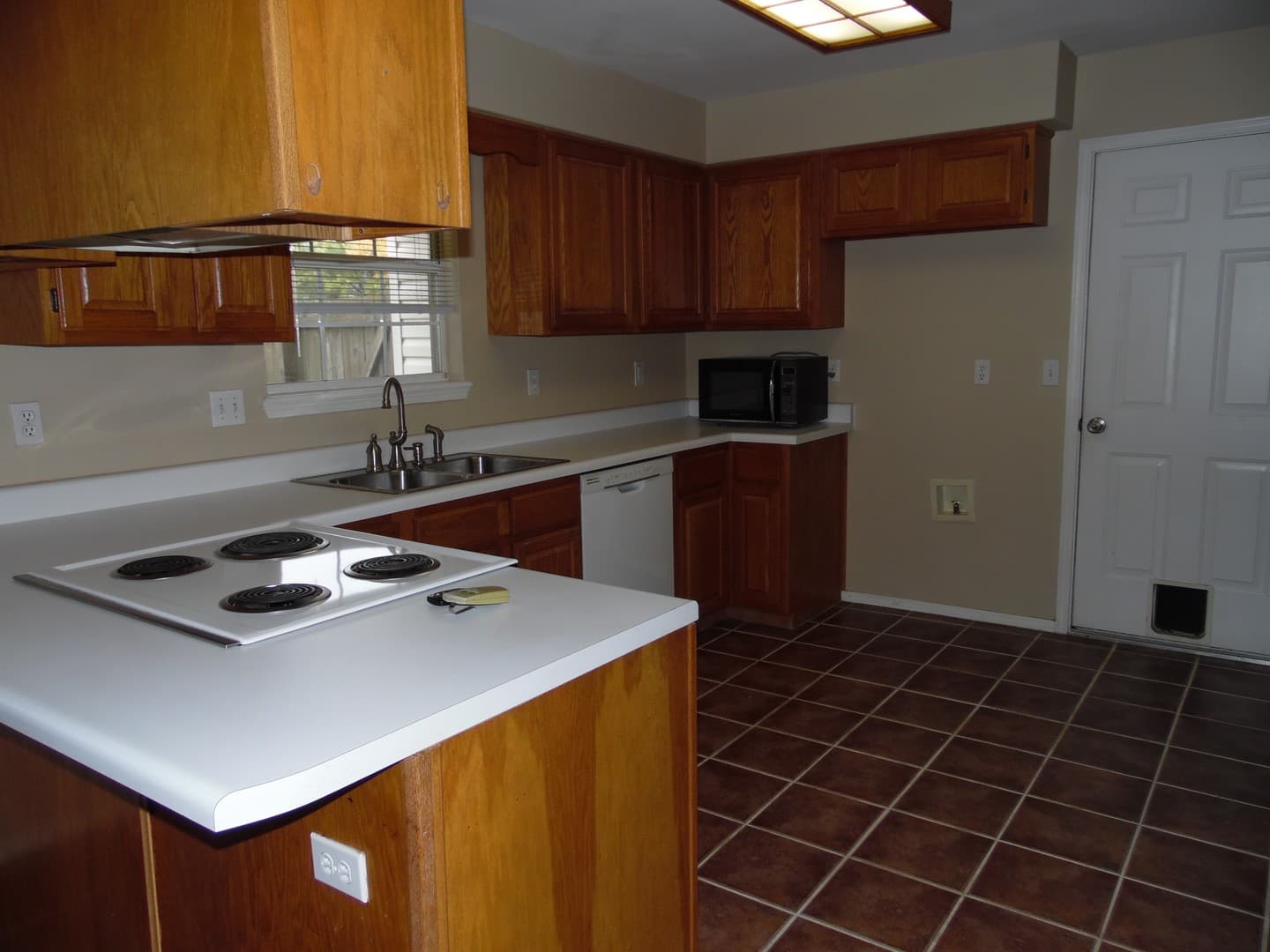 Bentonville House: 1200 SE 22nd St
