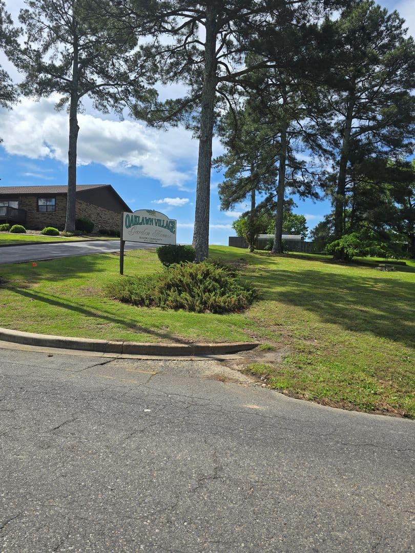 Hot Springs Condo: 210 Carl Drive Unit B4