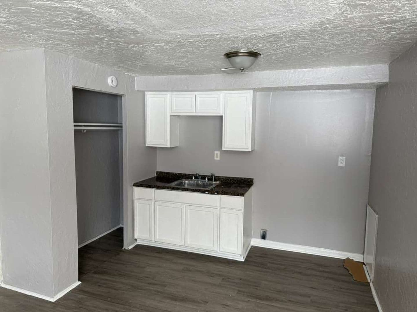 East Cleveland Apartment: 13420 Euclid Ave