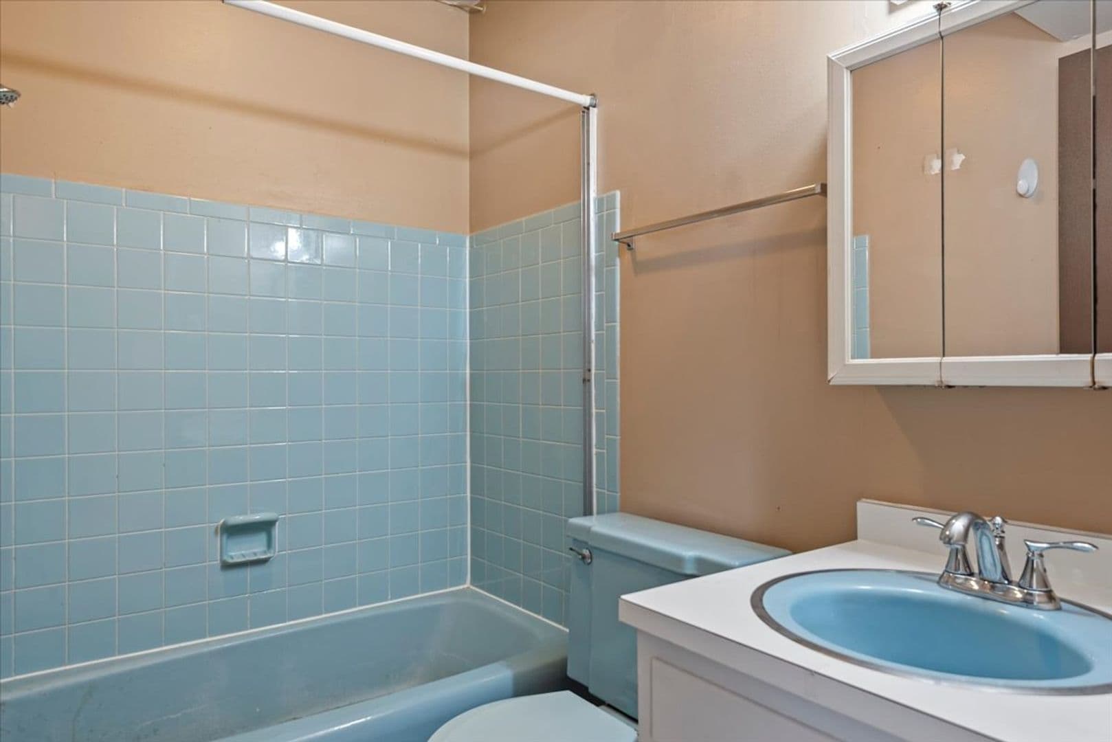Decatour Apartment: 105 South Elder Lane - 105 - Unit 6