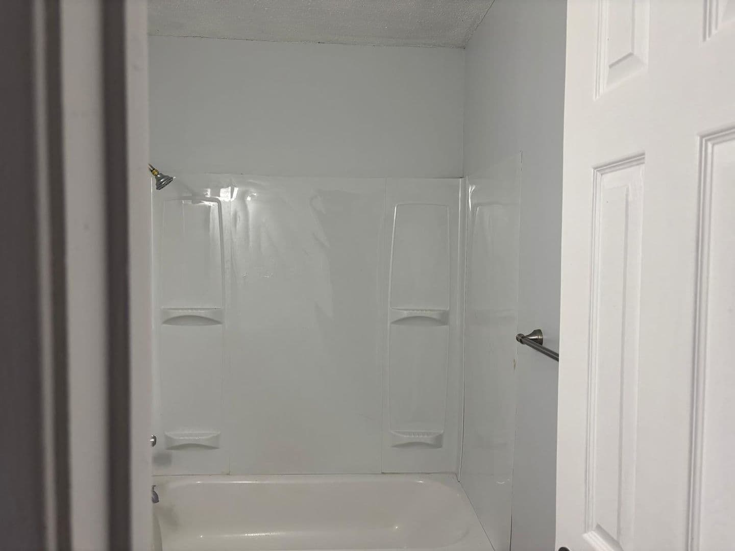 Jackson Apartment: 1505 North West Street - A03