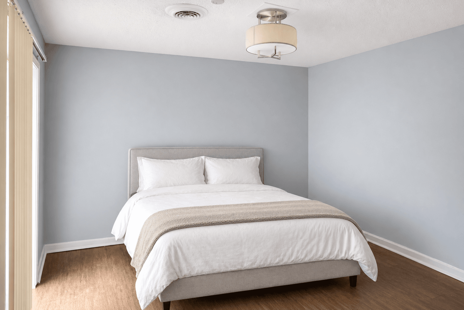 Jackson Apartment: 225 W McDowell Road