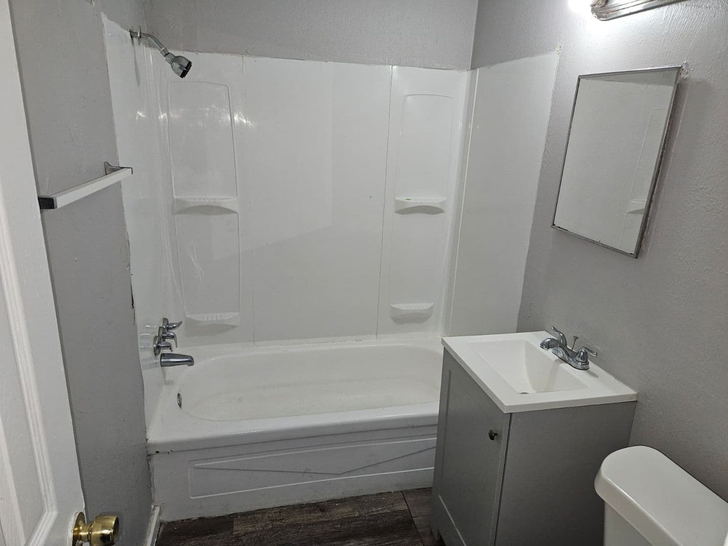 East Cleveland Apartment: 13540 Superior Rd