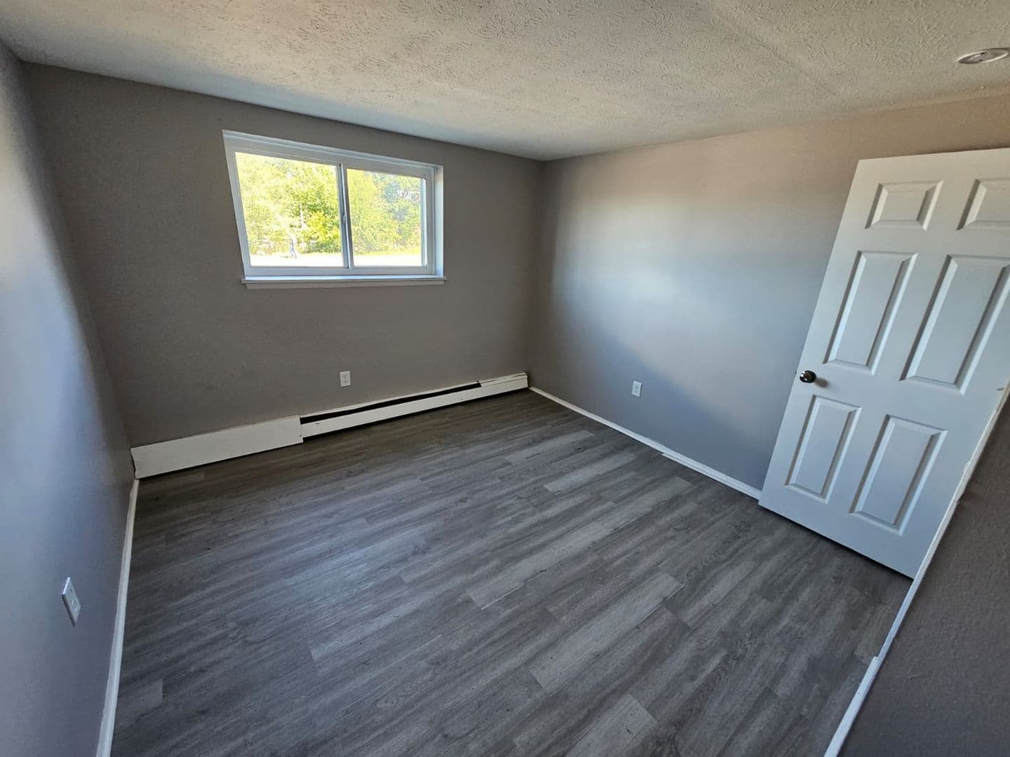 East Cleveland Apartment: 13540 Superior Rd