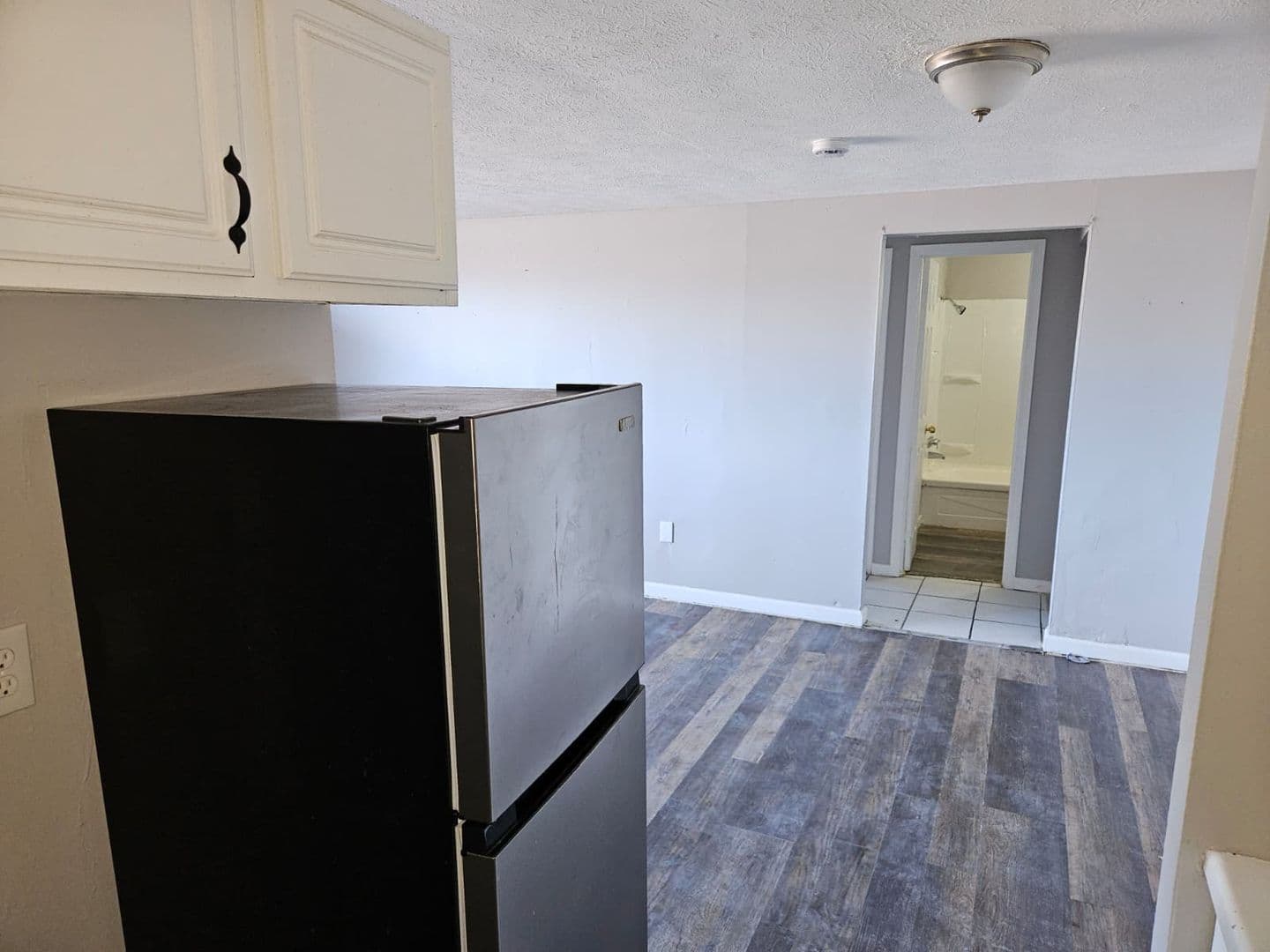 East Cleveland Apartment: 13540 Superior Rd
