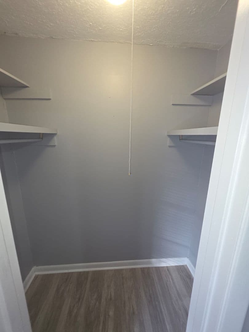 Jackson Apartment: 1505 North West Street - F7