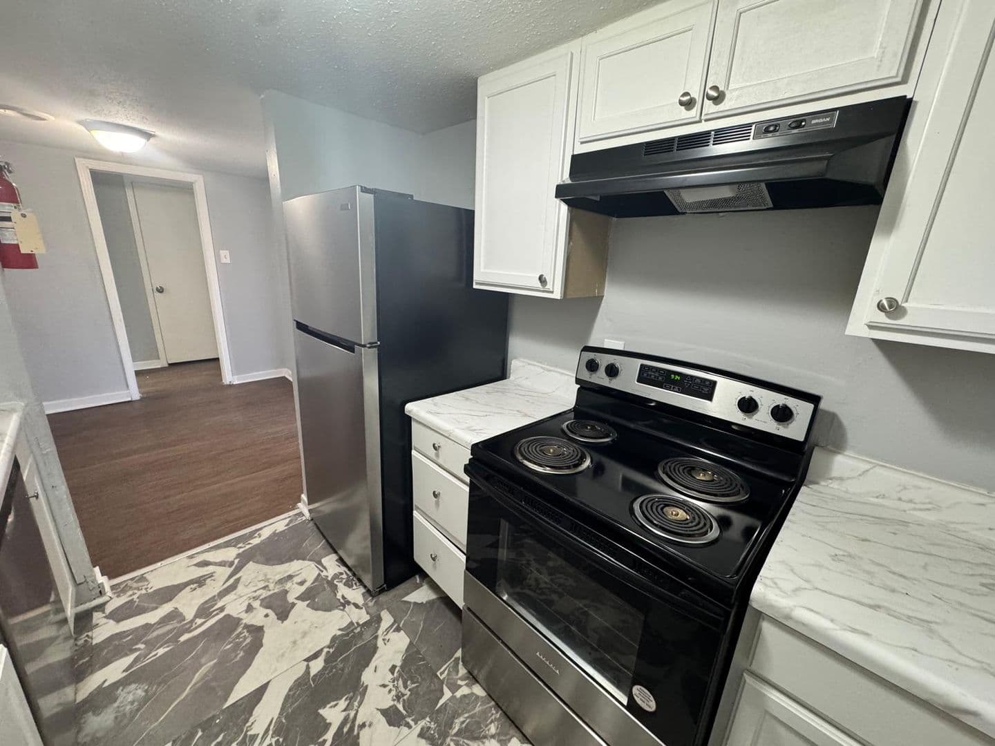 Jackson Apartment: 225 W McDowell Road
