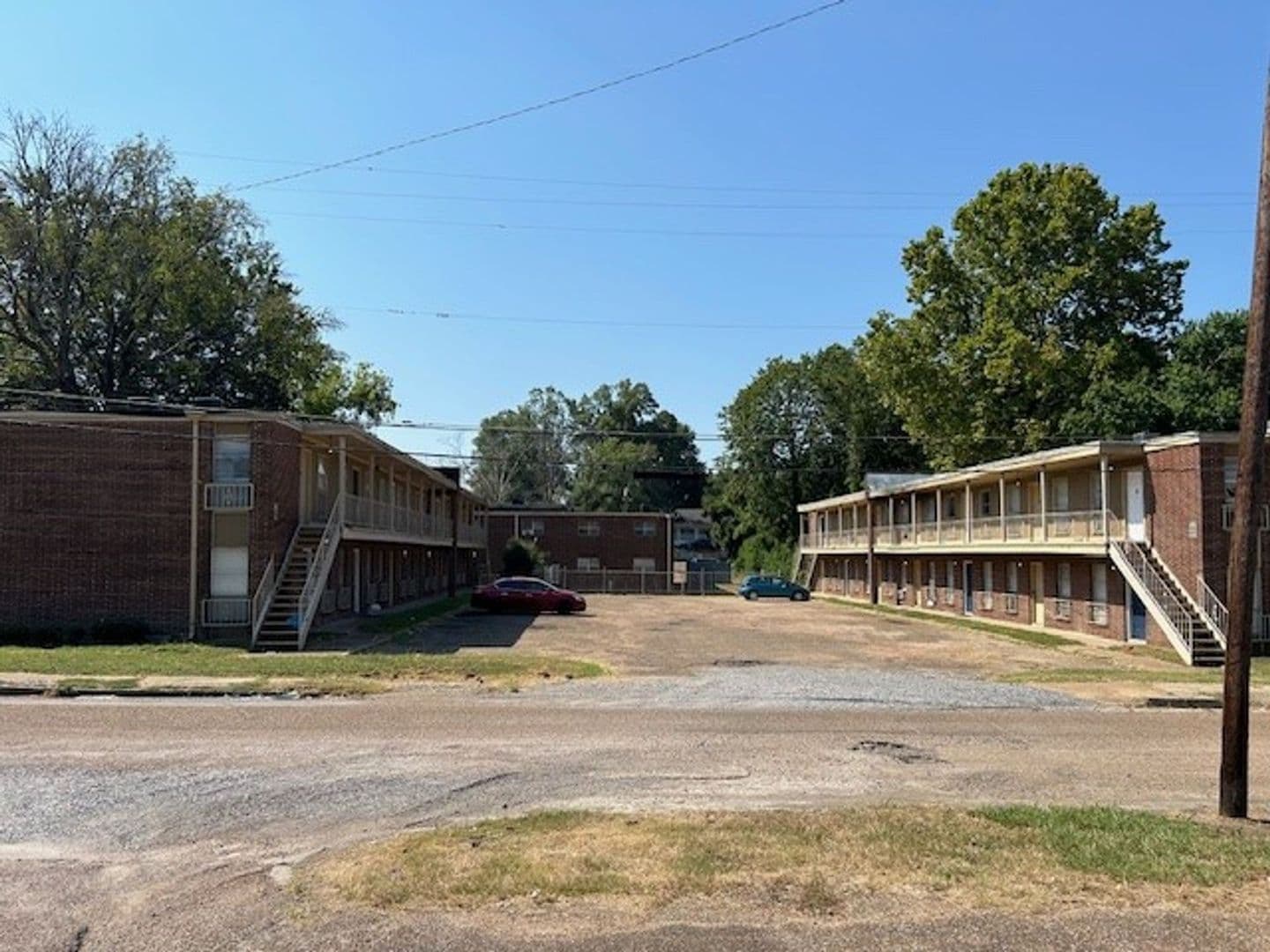 Jackson Apartment: 1505 North West Street - 102
