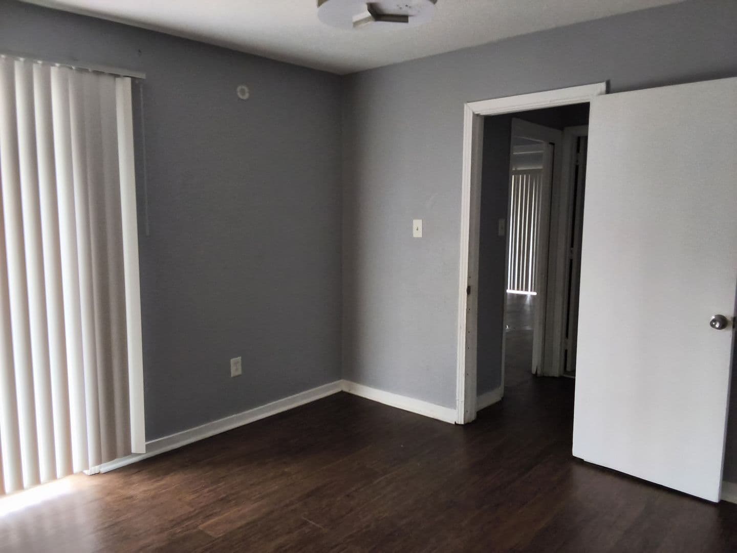 Jackson Apartment: 225 W McDowell Road