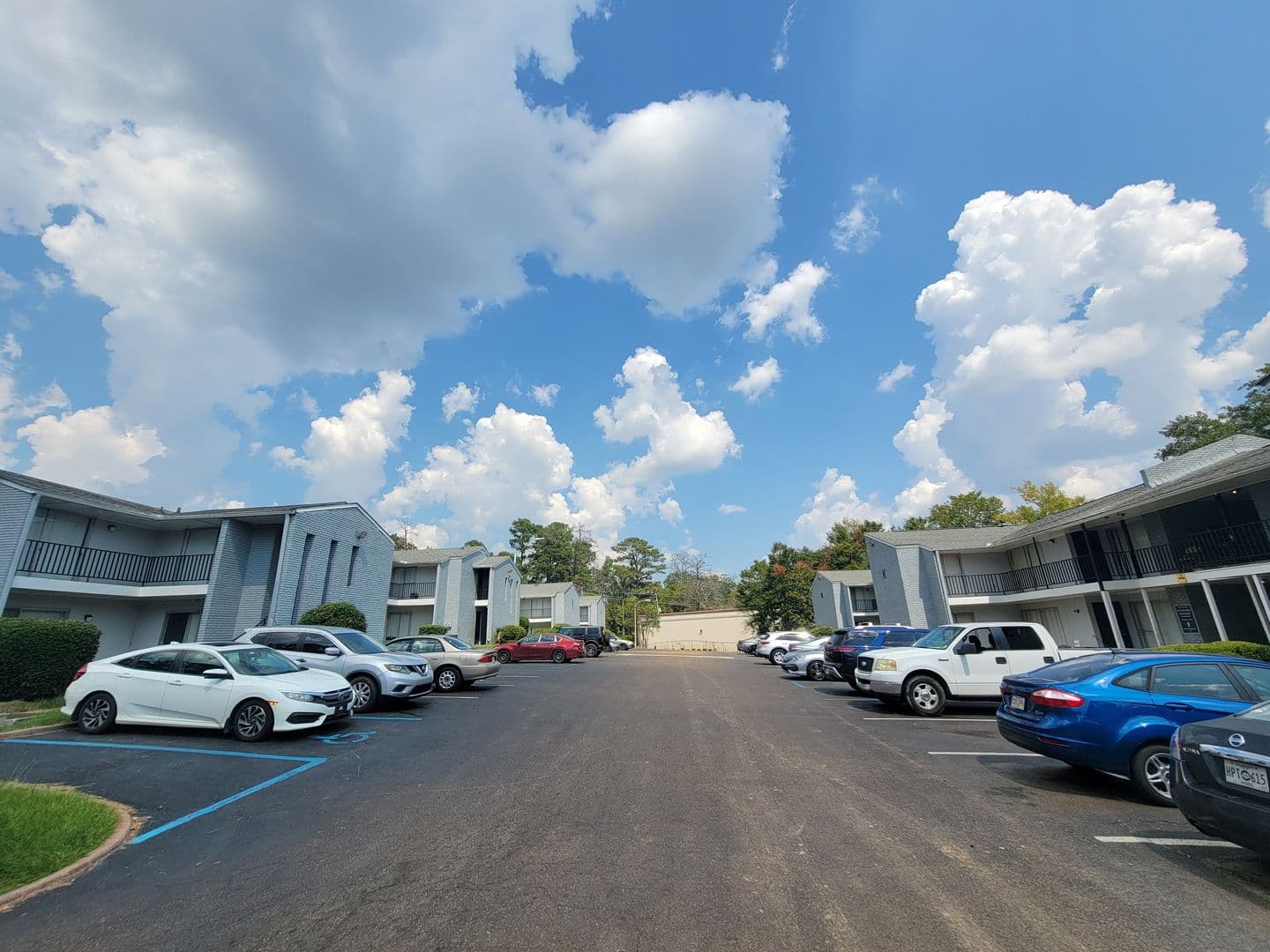 Jackson Apartment: 225 W McDowell Road