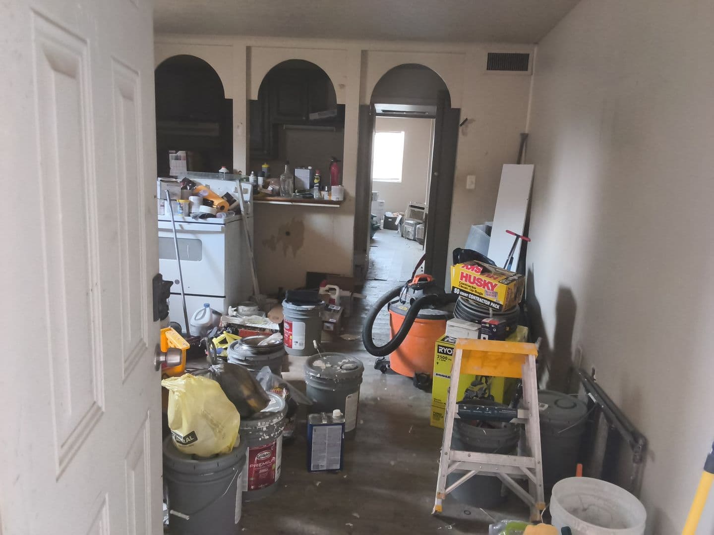 Jackson Apartment: 1505 North West Street - 126