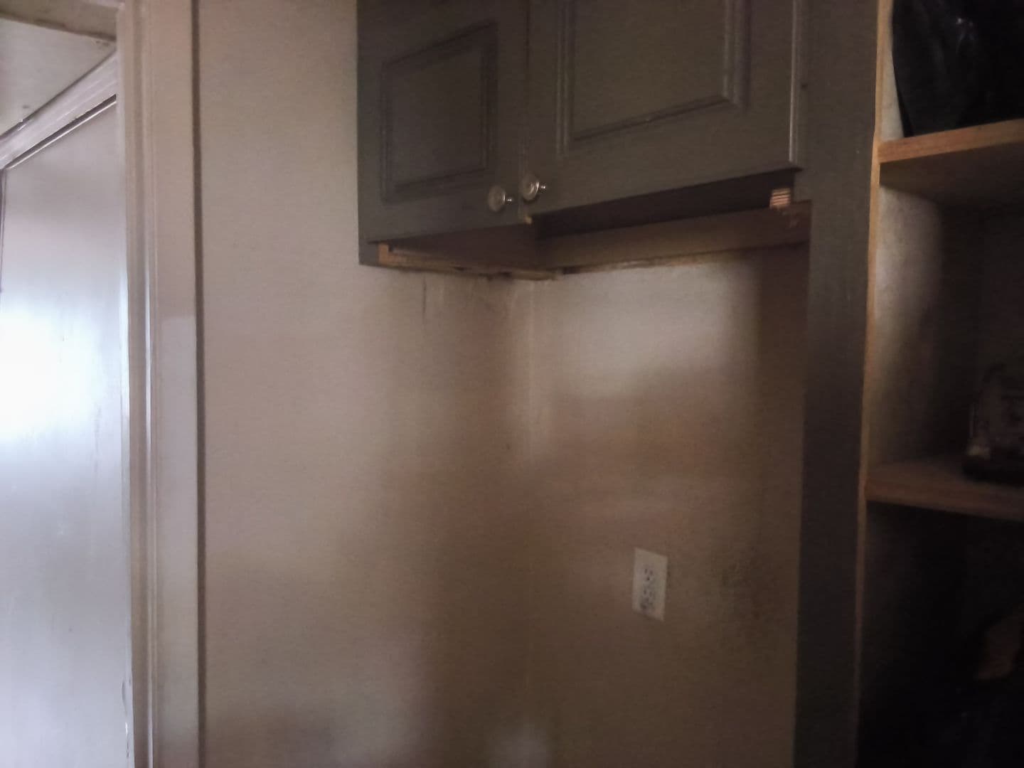 Jackson Apartment: 1505 North West Street - 126