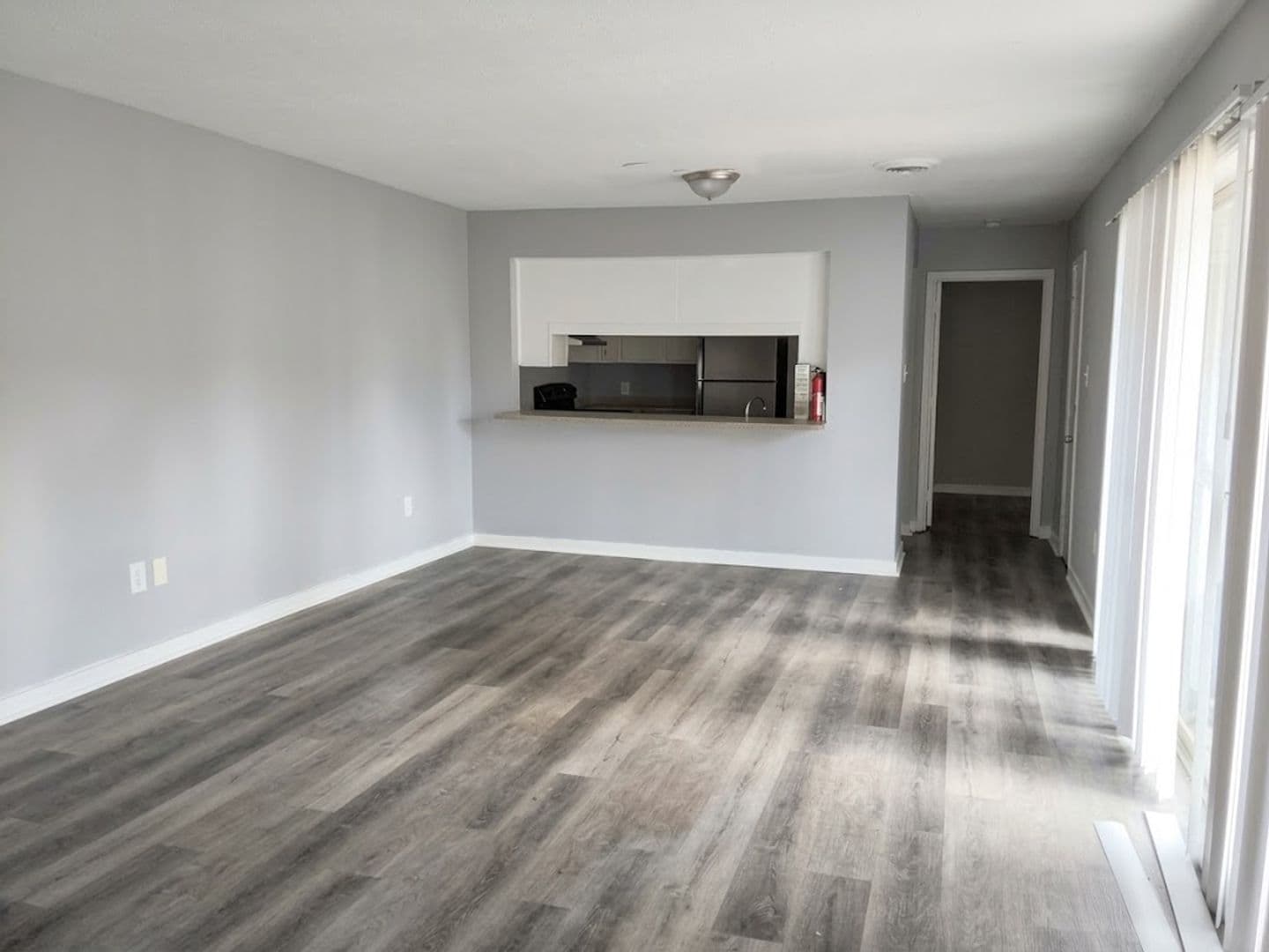 Jackson Apartment: 225 W McDowell Road