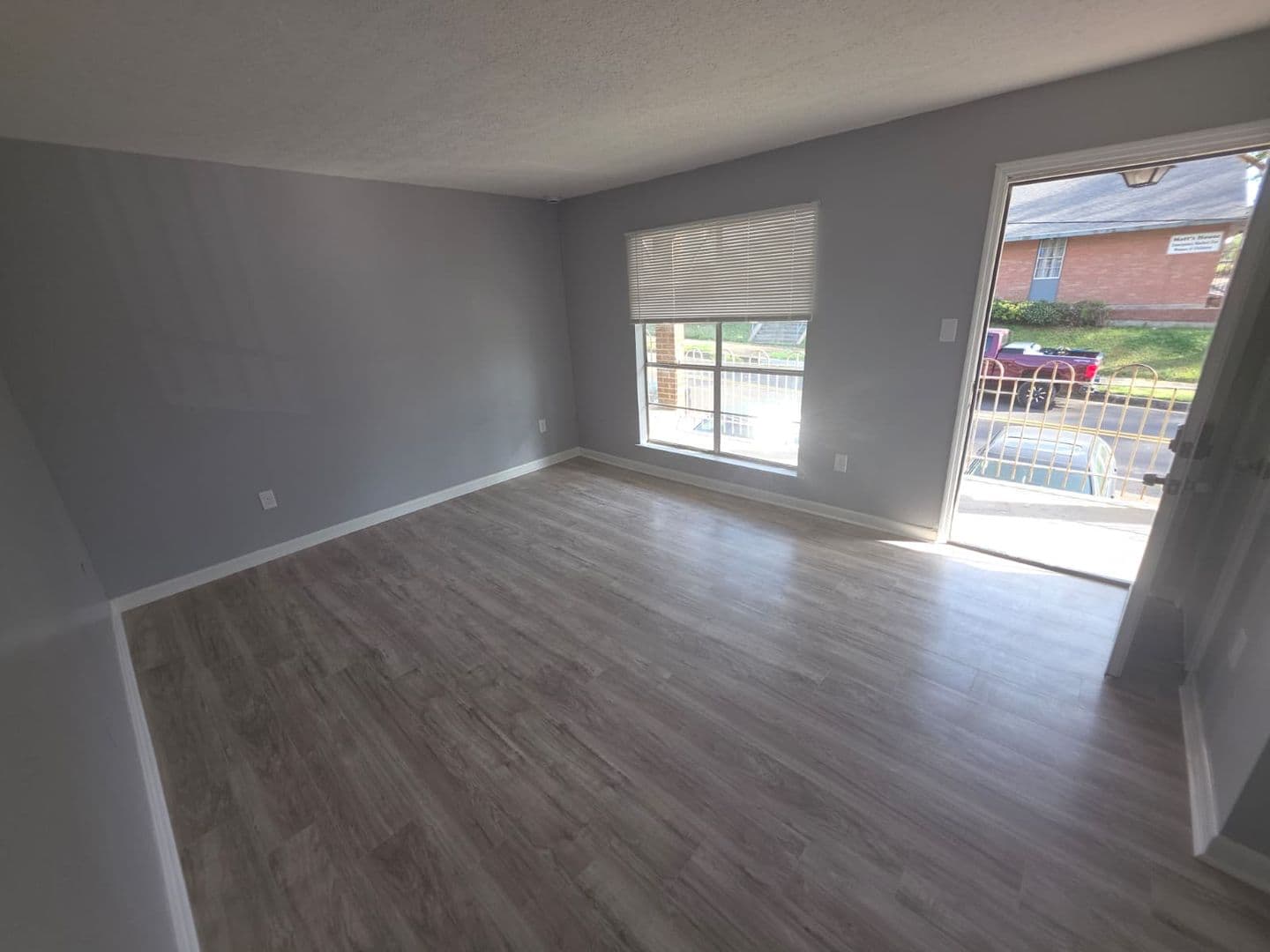 Jackson Apartment: 1505 North West Street - F7