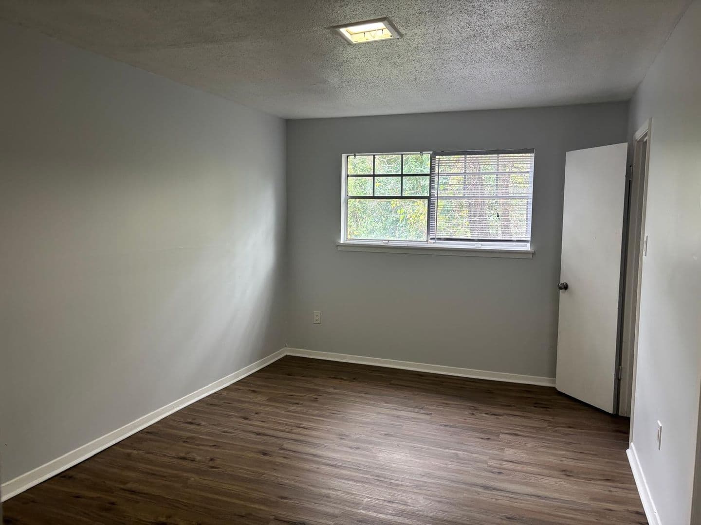 Jackson Apartment: 1505 North West Street - A03