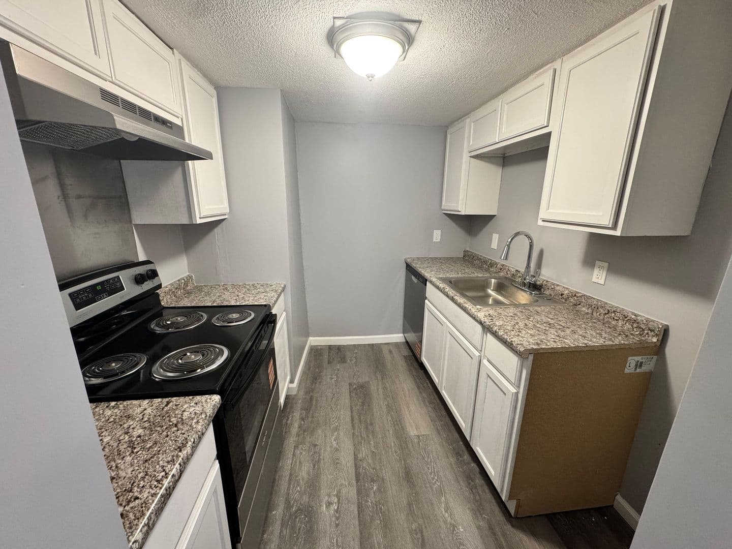 Jackson Apartment: 225 W McDowell Road