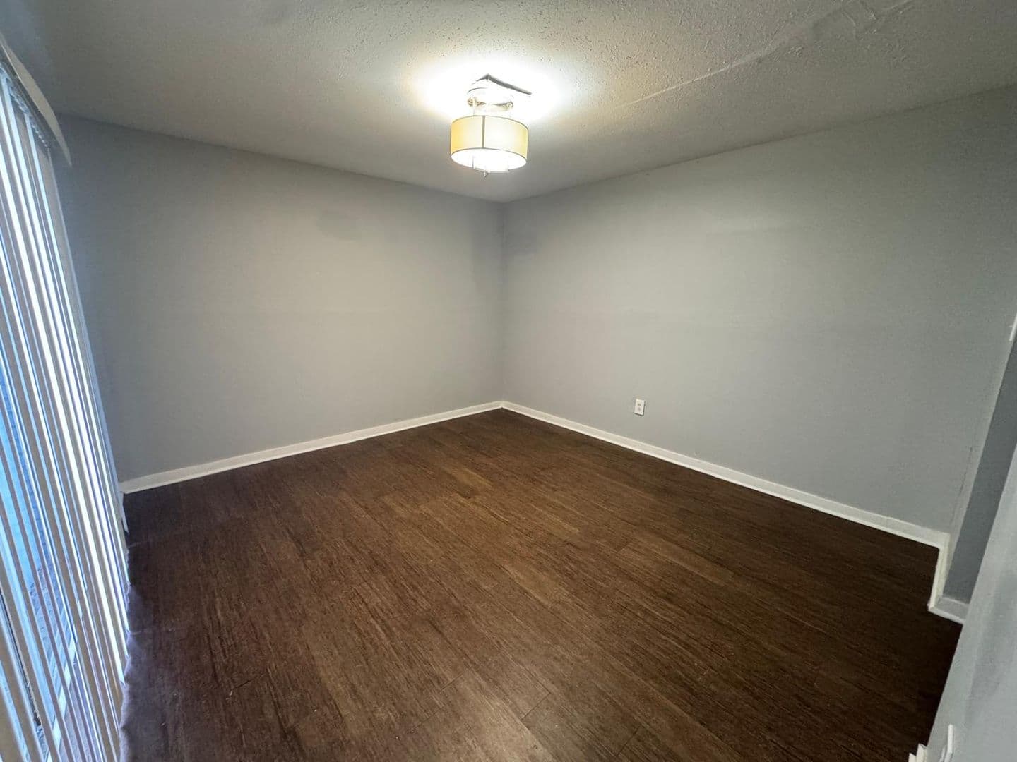 Jackson Apartment: 225 W McDowell Road