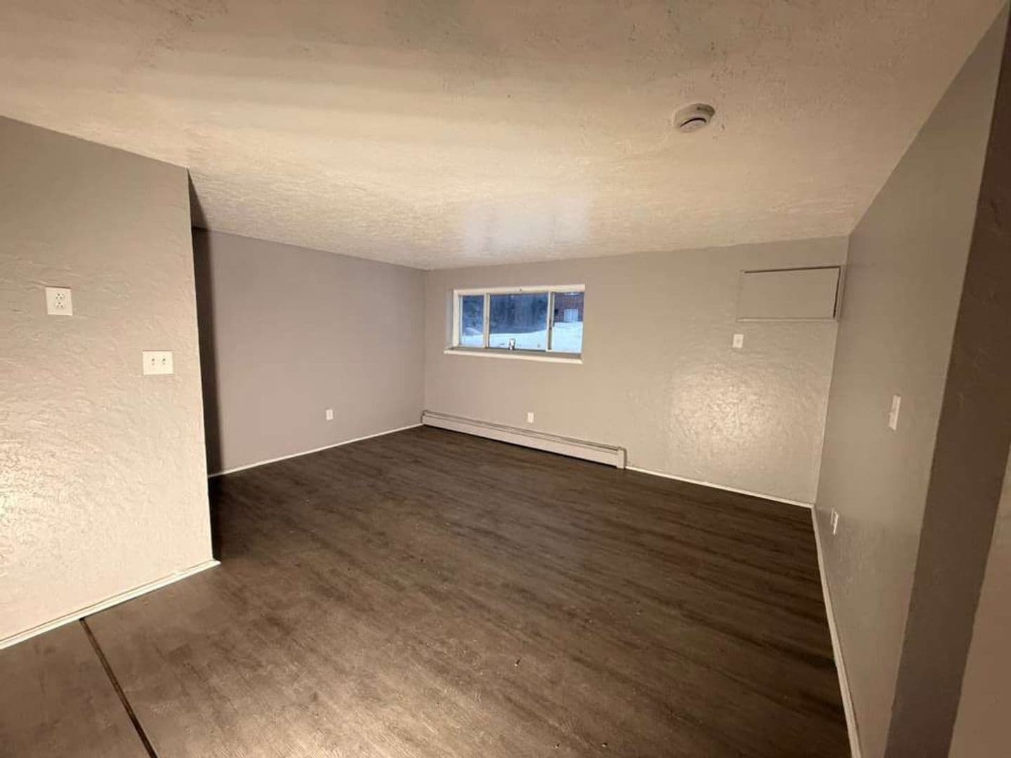 East Cleveland Apartment: 13420 Euclid Ave