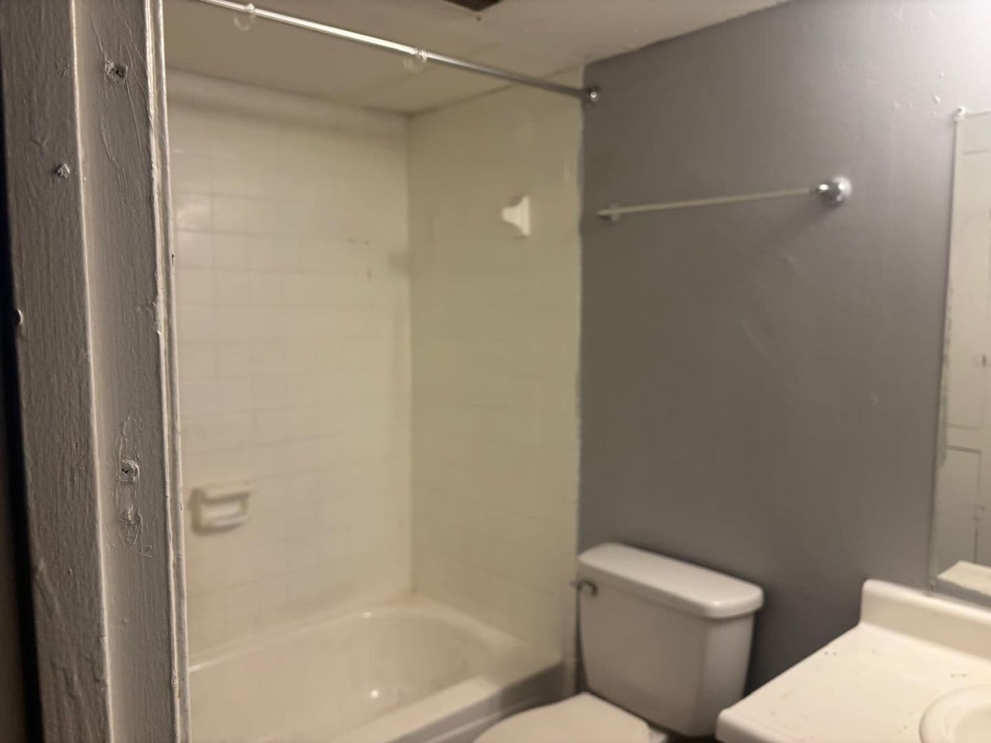 Jackson Apartment: 225 W McDowell Road