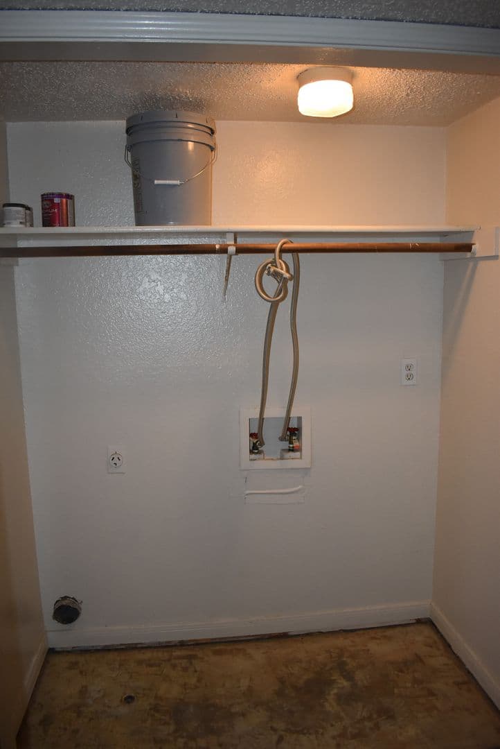 Harker Heights Apartment: 221 W Robin Lane