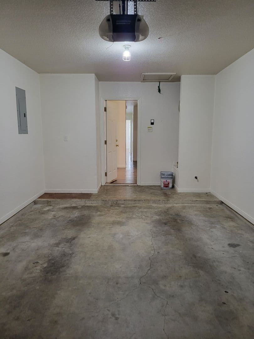 Killeen Apartment: 3503 Dustin Court