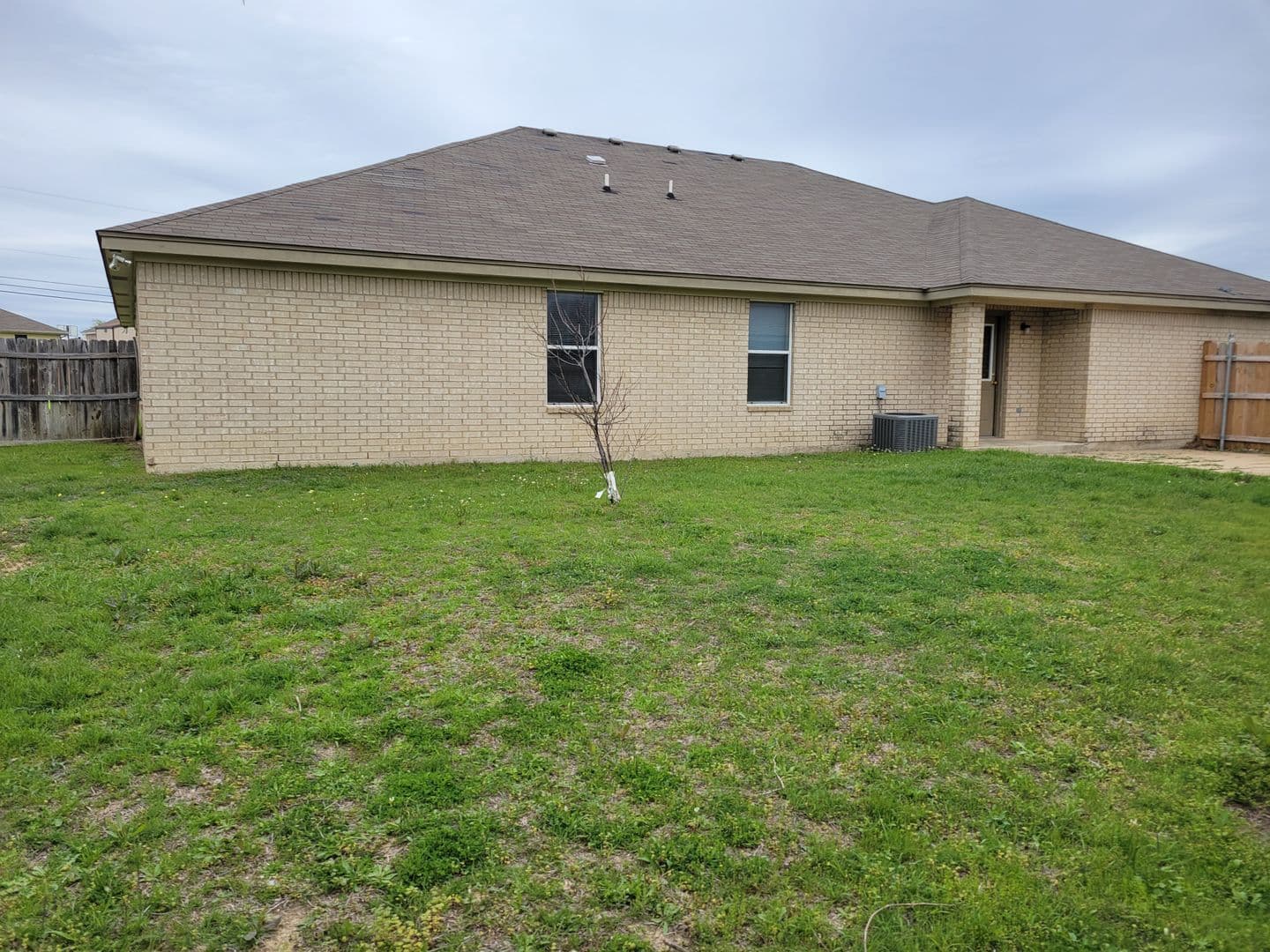 Killeen Apartment: 3503 Dustin Court