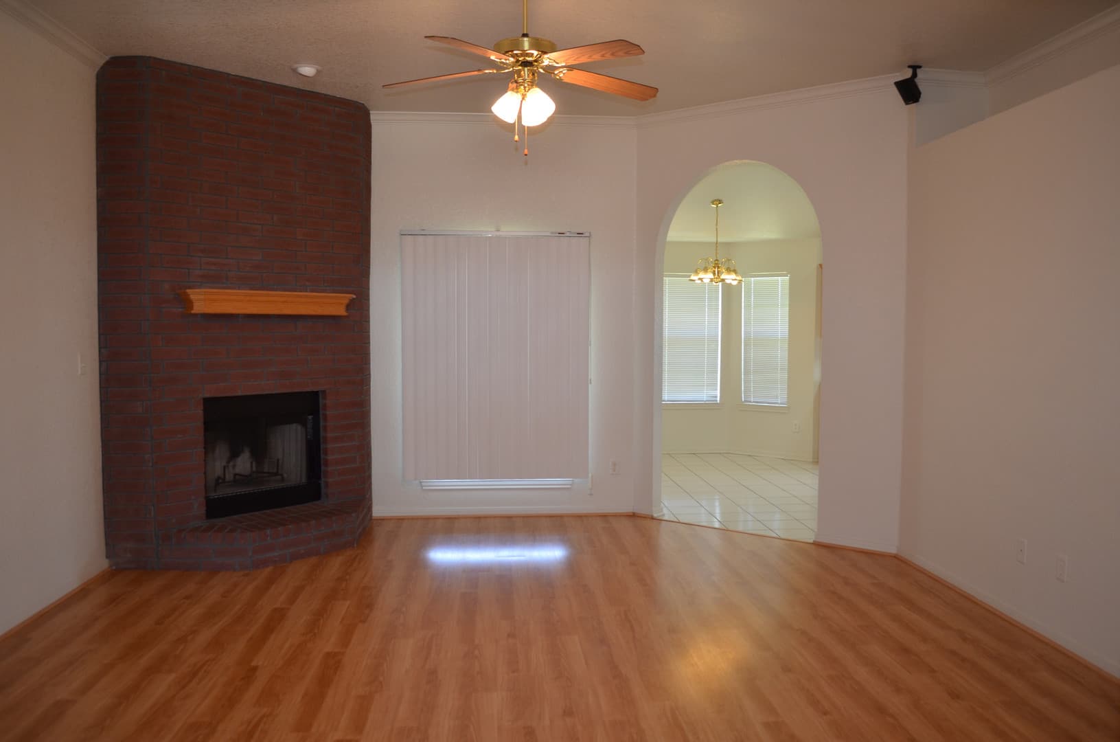 Killeen House: 4406 Esta Lee Dr.