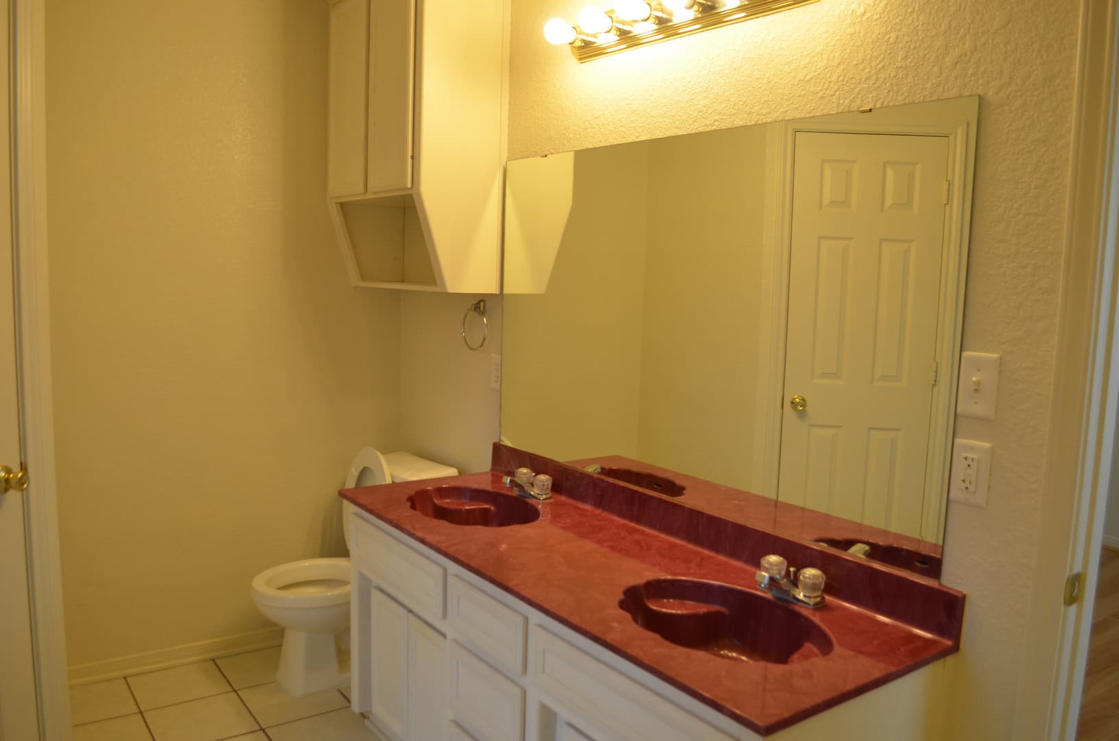 Killeen House: 4406 Esta Lee Dr.