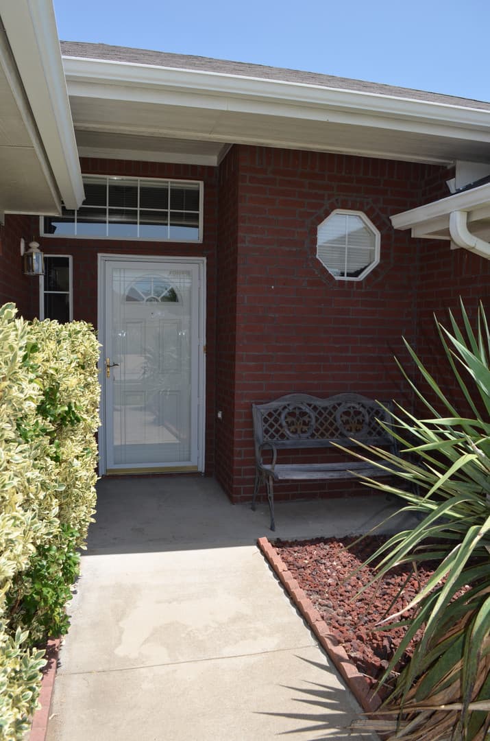 Killeen House: 4406 Esta Lee Dr.