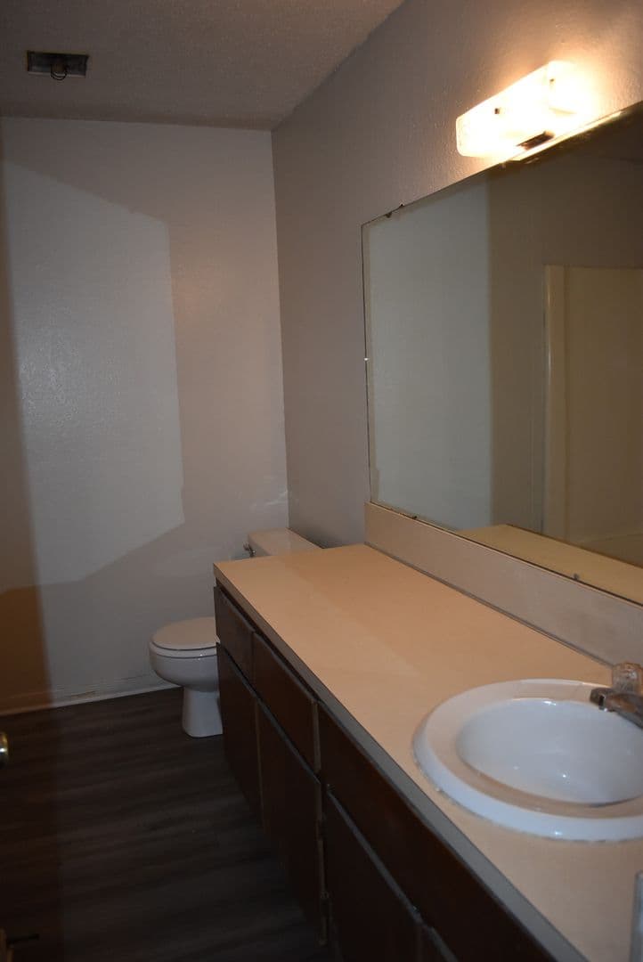 Harker Heights Apartment: 221 W Robin Lane