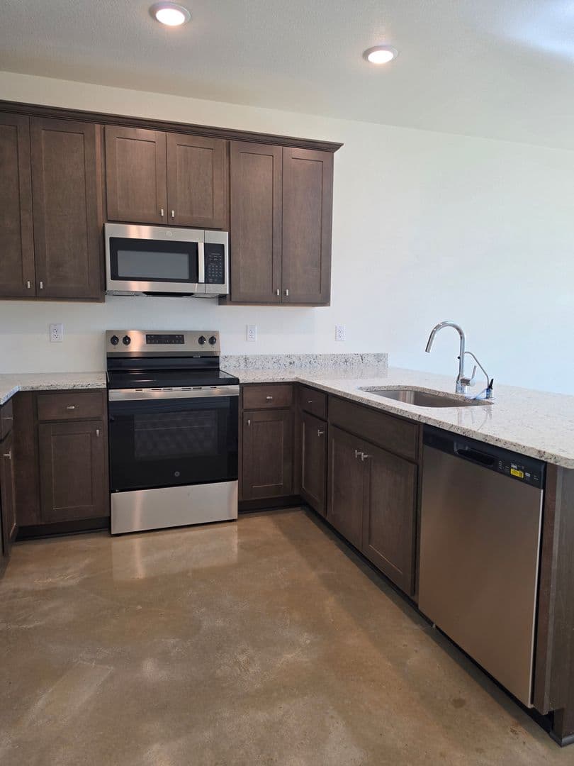 Killeen Apartment: 9001 Prickly Ash