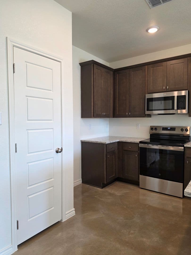 Killeen Apartment: 9001 Prickly Ash