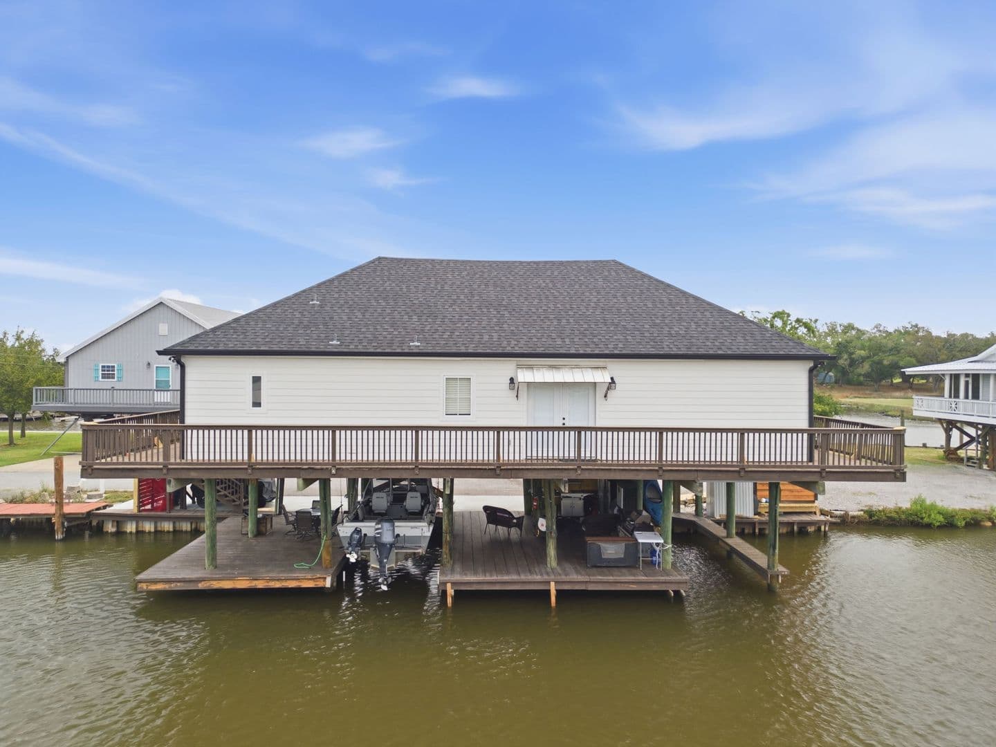 Sulphur House: 7238 Pirates Cove Ln