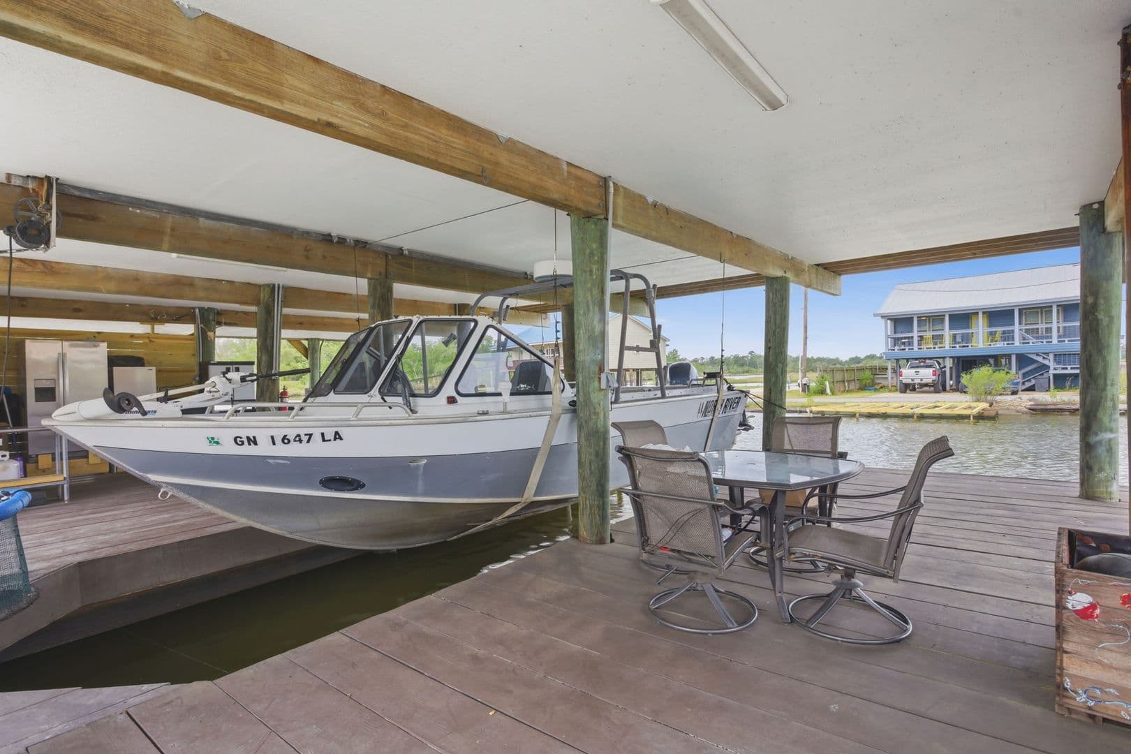 Sulphur House: 7238 Pirates Cove Ln